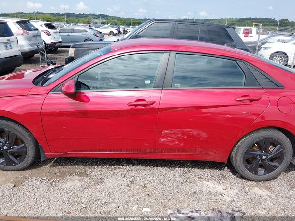 2022 HYUNDAI ELANTRA SEL