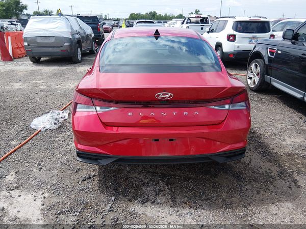 2022 HYUNDAI ELANTRA SEL