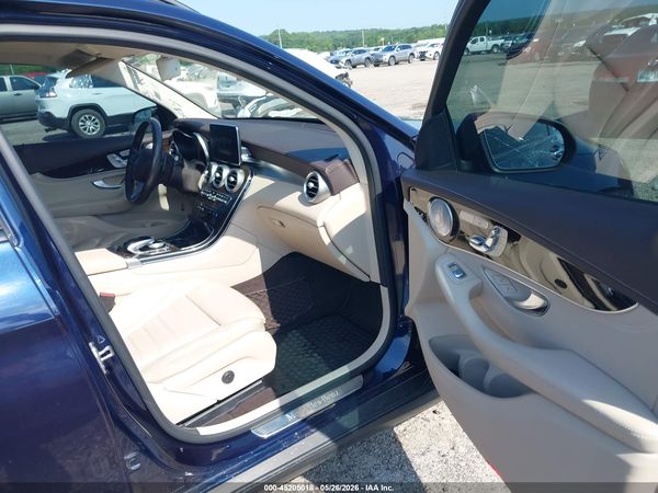 2017 MERCEDES-BENZ GLC 300 4MATIC