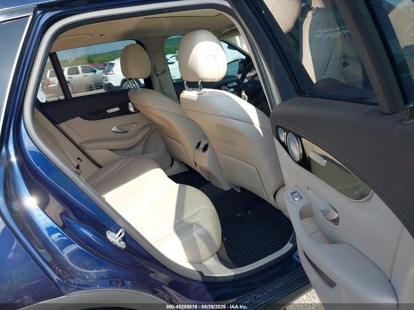 2017 MERCEDES-BENZ GLC 300 4MATIC