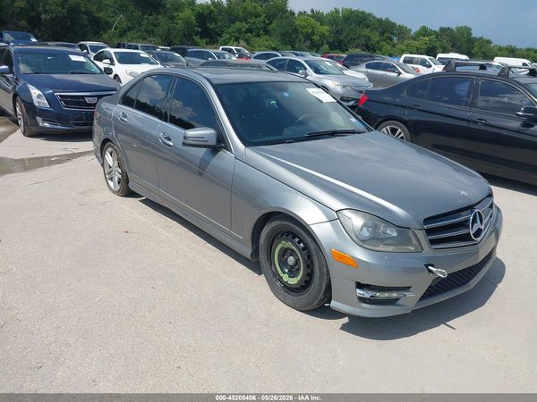 2014 MERCEDES-BENZ C 250 SPORT