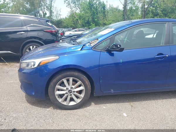 2017 KIA FORTE LX