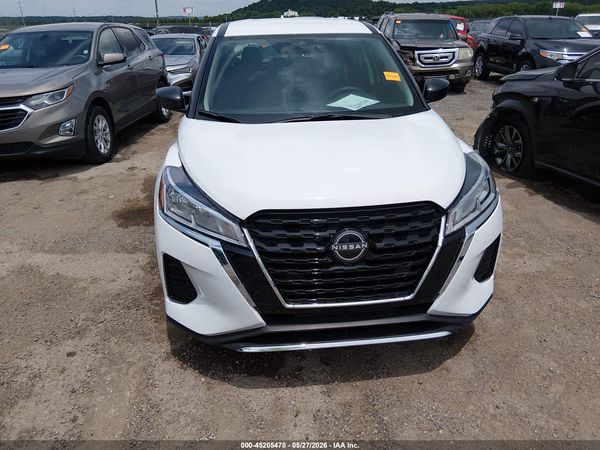 2024 NISSAN KICKS S XTRONIC CVT — I115