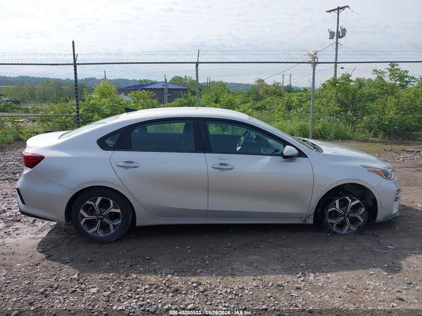 2019 KIA FORTE LXS
