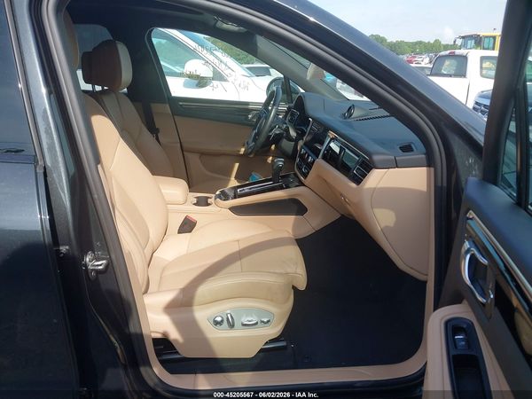 2024 PORSCHE MACAN T