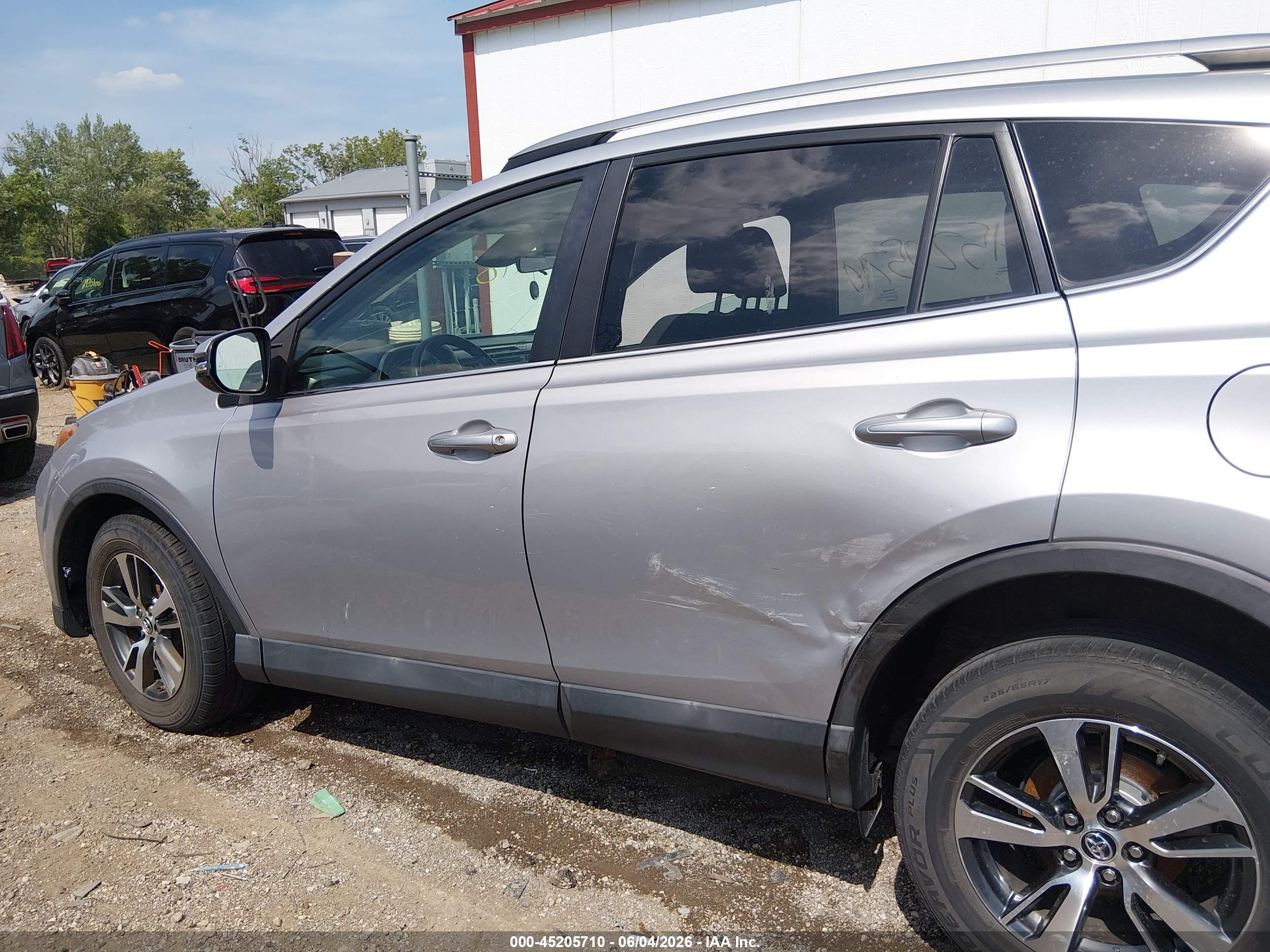 2018 TOYOTA RAV4 XLE