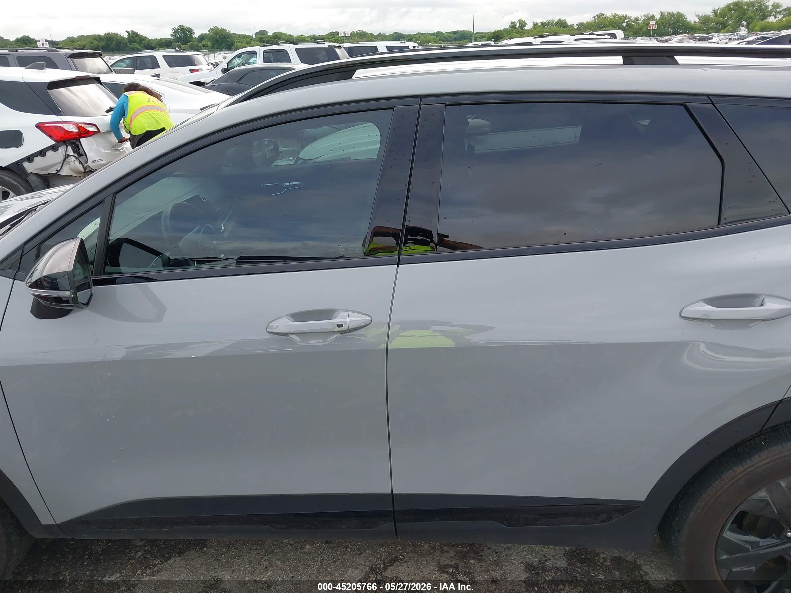2025 KIA SPORTAGE X-LINE