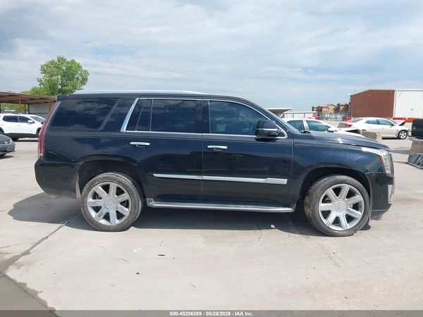 2019 CADILLAC ESCALADE LUXURY
