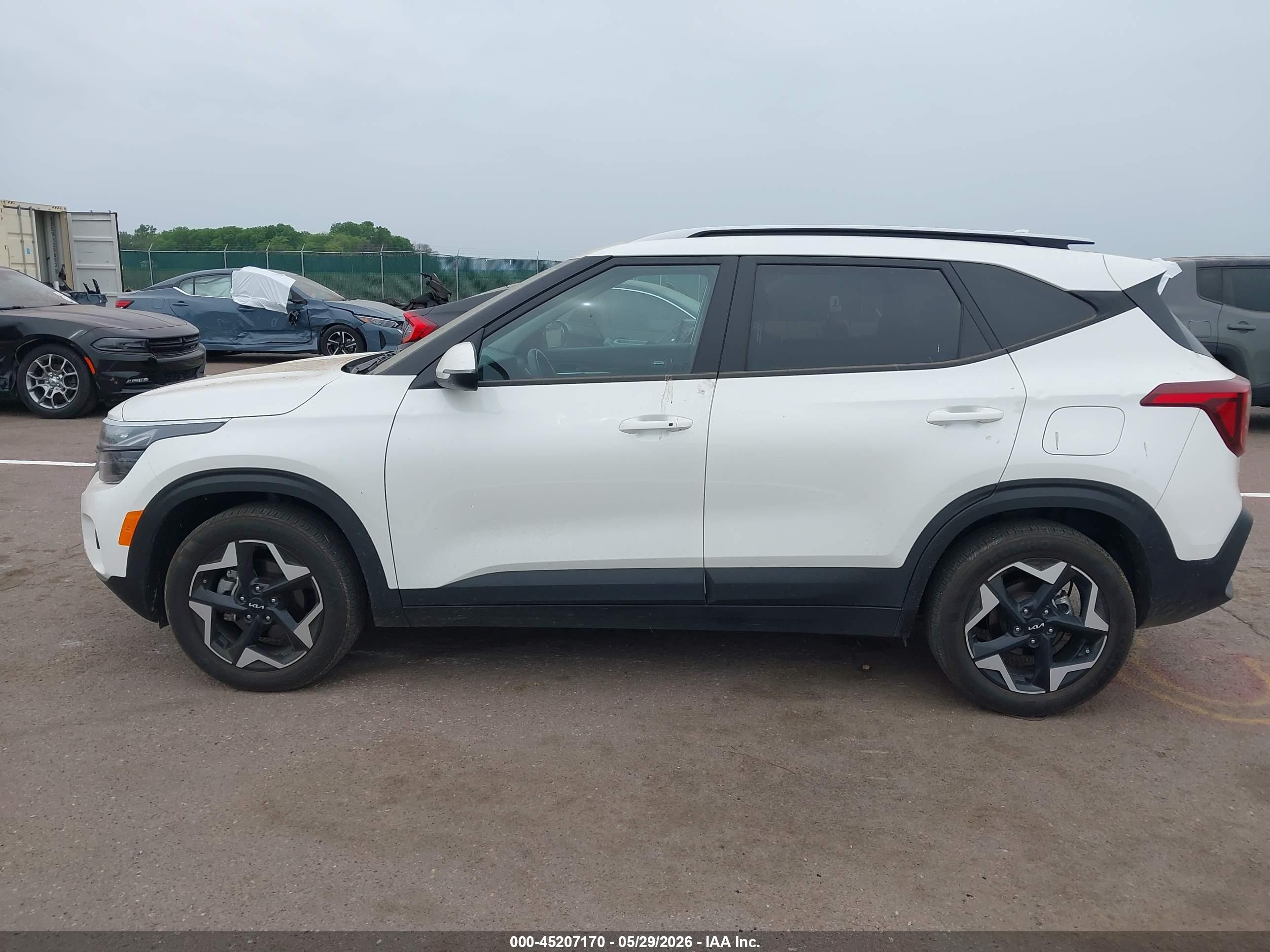 2025 KIA SELTOS S