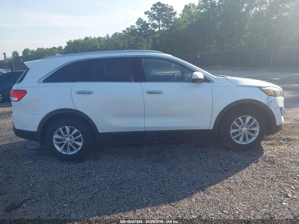 2016 KIA SORENTO 2.4L LX — I116