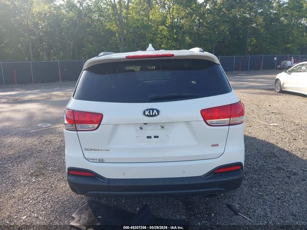 2016 KIA SORENTO 2.4L LX — I119