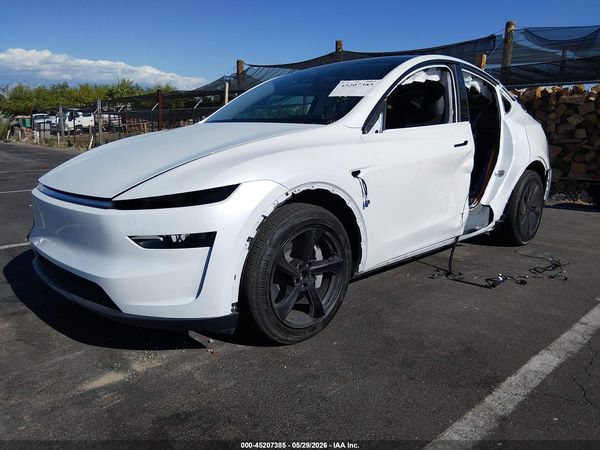 2026 TESLA MODEL Y