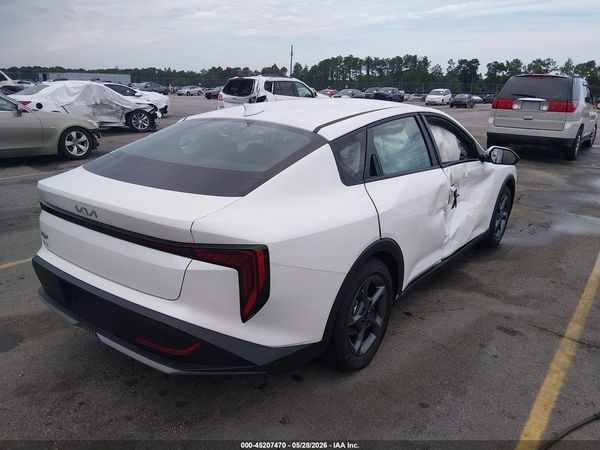 2026 KIA K4 LXS