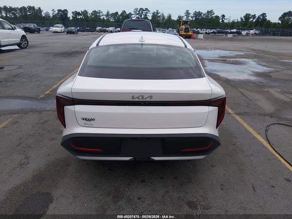 2026 KIA K4 LXS