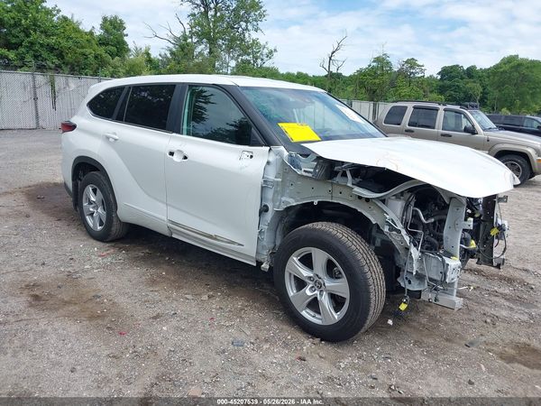 2023 TOYOTA HIGHLANDER LE