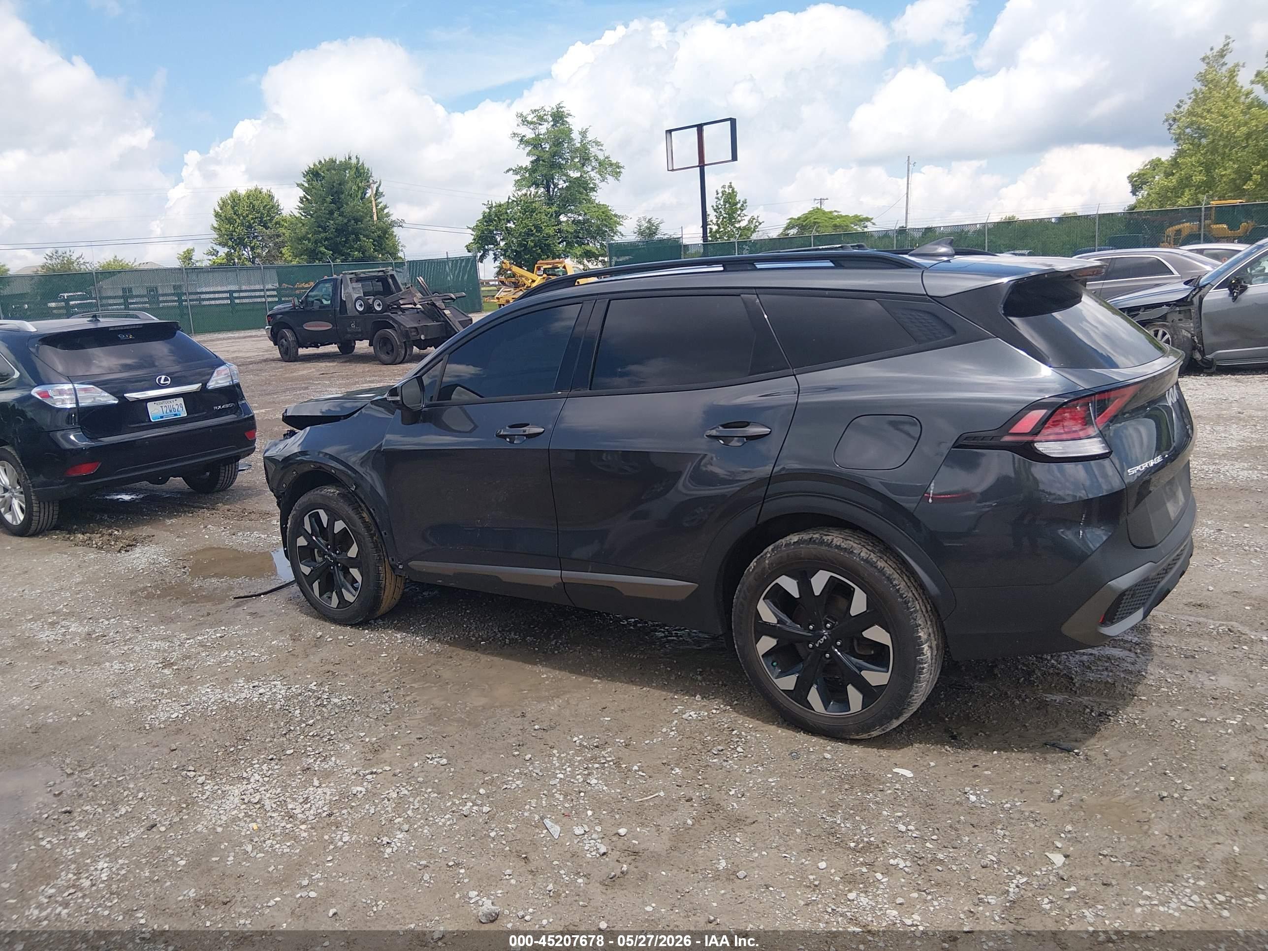 2023 KIA SPORTAGE X-LINE