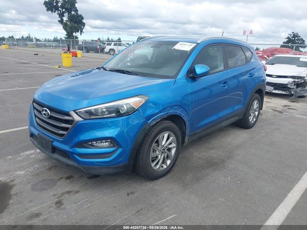 2016 HYUNDAI TUCSON SE