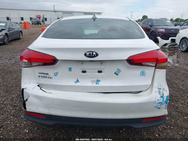 2017 KIA FORTE LX