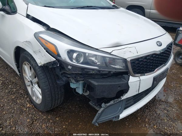 2017 KIA FORTE LX