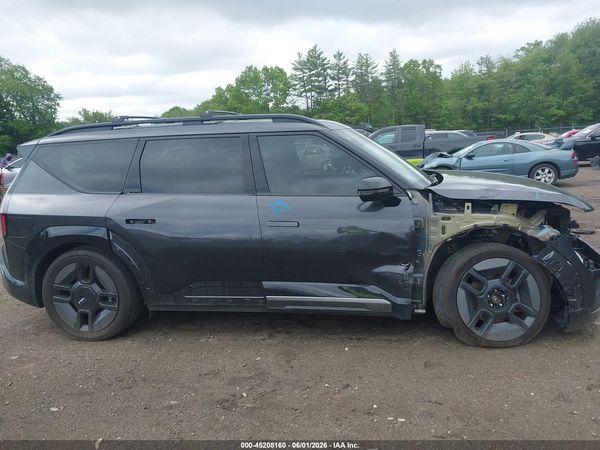 2025 KIA EV9 GT-LINE