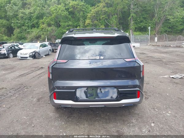 2025 KIA EV9 GT-LINE