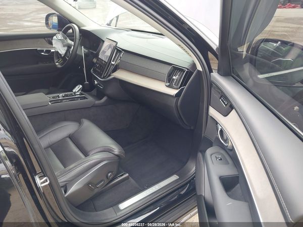 2025 VOLVO XC90 PLUG-IN HYBRID T8 ULTRA 6-SEATER