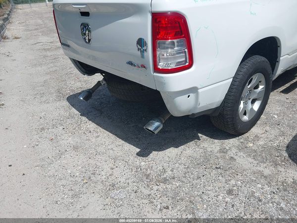 2021 RAM 1500 BIG HORN  4X4 6'4 BOX