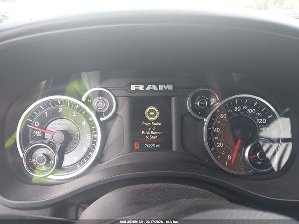 2021 RAM 1500 BIG HORN  4X4 6'4 BOX