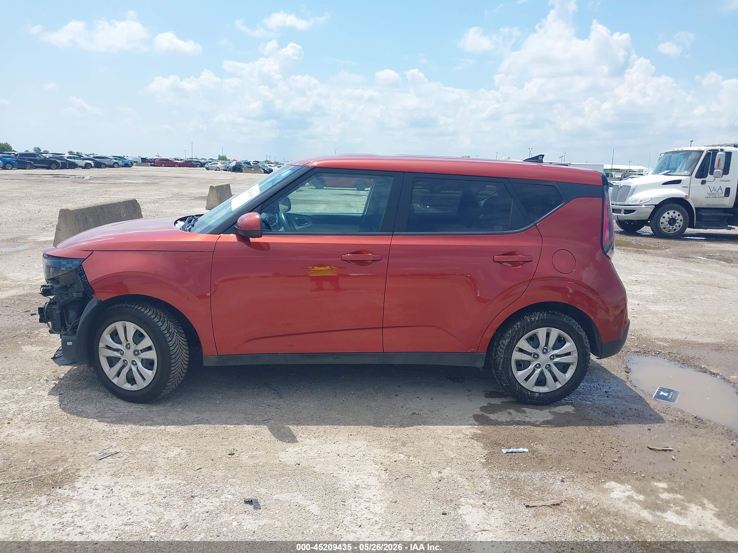 2023 KIA SOUL LX