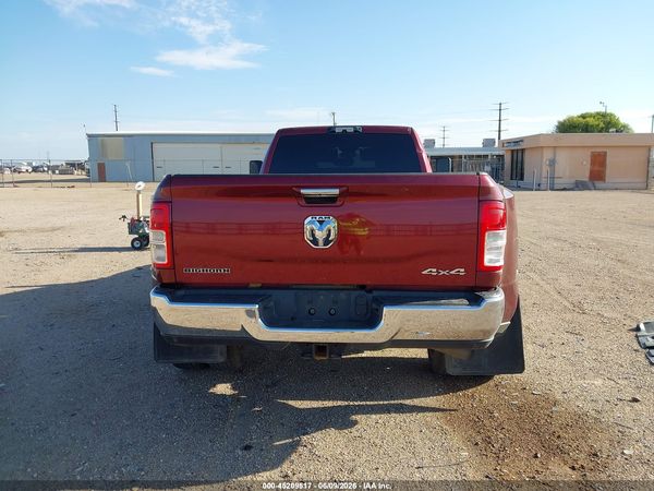 2019 RAM 3500 BIG HORN  4X4 8' BOX