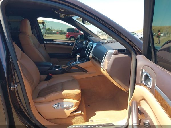 2014 PORSCHE CAYENNE S