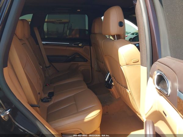 2014 PORSCHE CAYENNE S