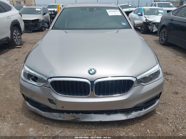 2019 BMW 530I
