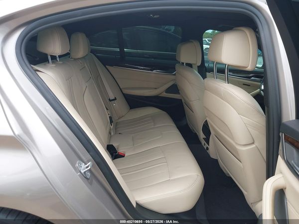 2019 BMW 530I