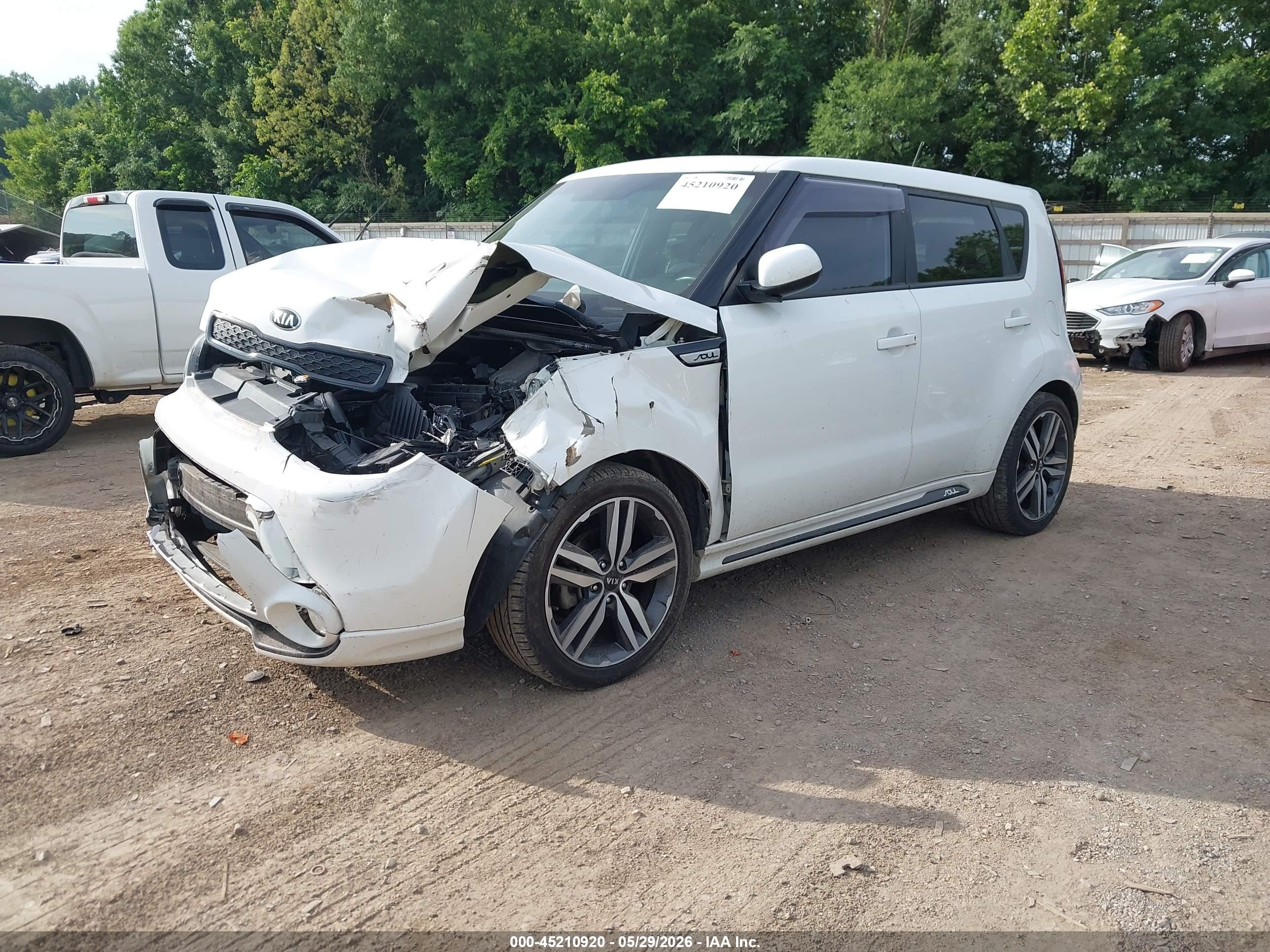 2016 KIA SOUL +