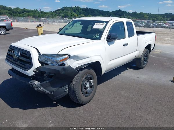 2019 TOYOTA TACOMA SR