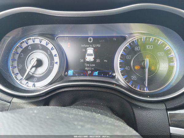 2015 CHRYSLER 300 LIMITED — I7