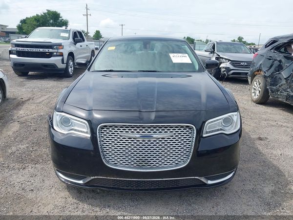 2015 CHRYSLER 300 LIMITED — I115