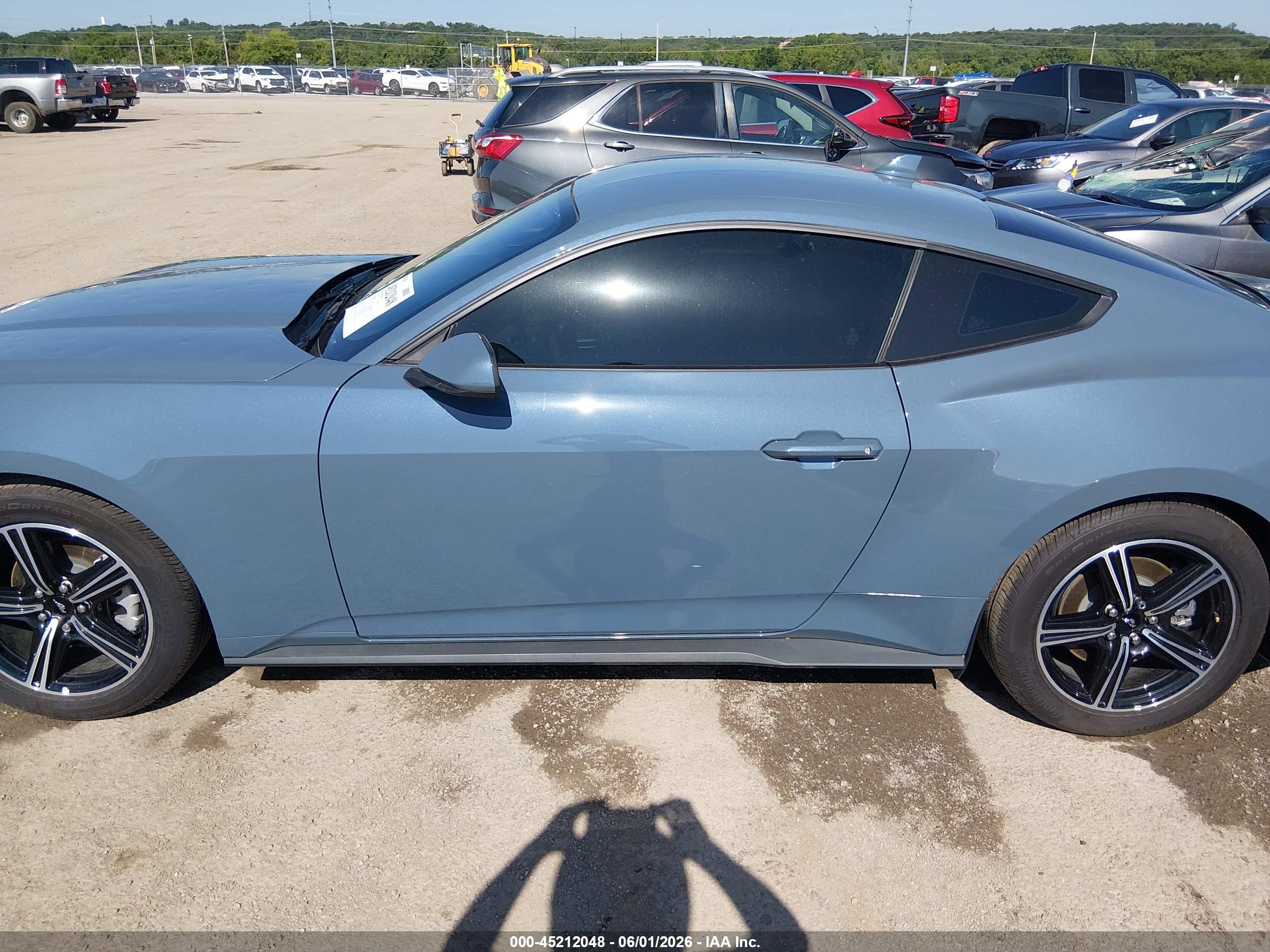 2025 FORD MUSTANG ECOBOOST FASTBACK