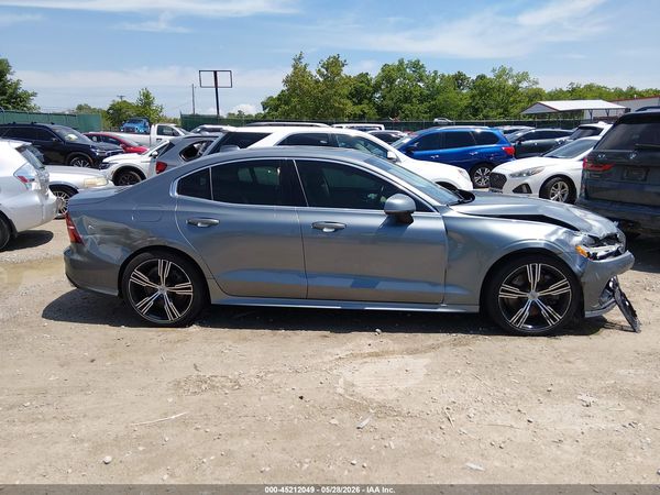 2021 VOLVO S60 RECHARGE PLUG-IN HYBRID T8 INSCRIPTION