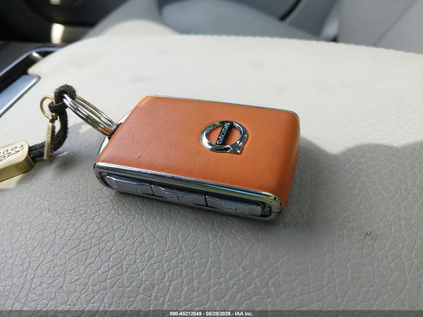 2021 VOLVO S60 RECHARGE PLUG-IN HYBRID T8 INSCRIPTION
