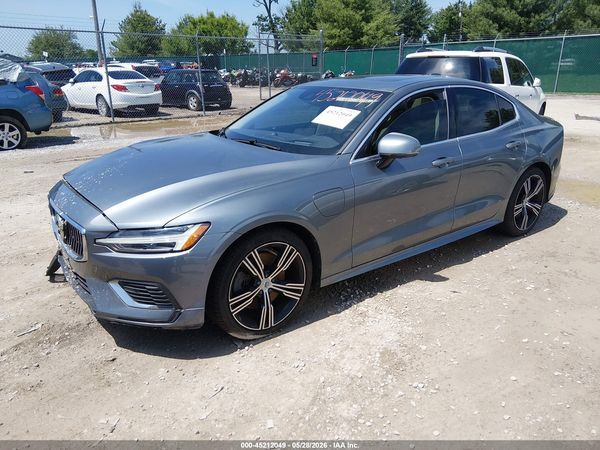 2021 VOLVO S60 RECHARGE PLUG-IN HYBRID T8 INSCRIPTION