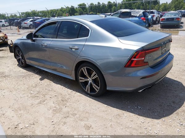 2021 VOLVO S60 RECHARGE PLUG-IN HYBRID T8 INSCRIPTION