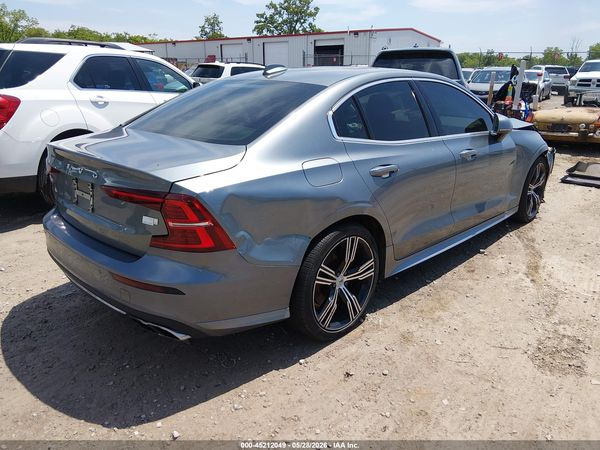 2021 VOLVO S60 RECHARGE PLUG-IN HYBRID T8 INSCRIPTION