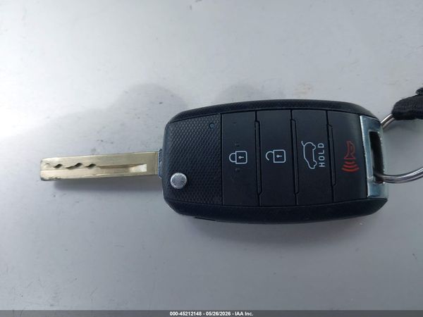 2016 KIA SORENTO 2.4L LX