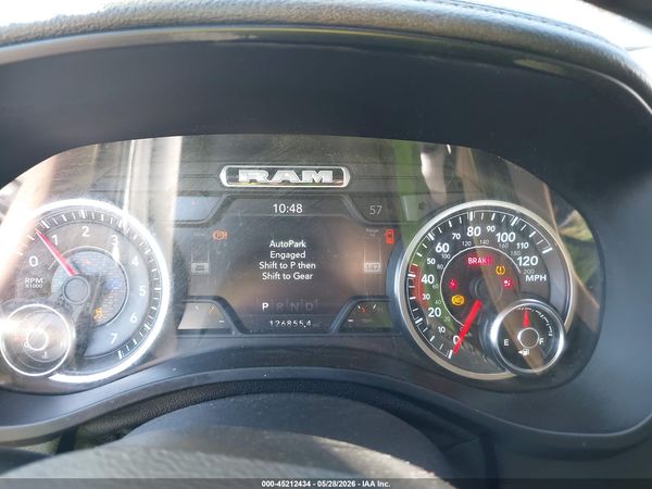 2019 RAM 1500 LARAMIE  4X4 6'4 BOX
