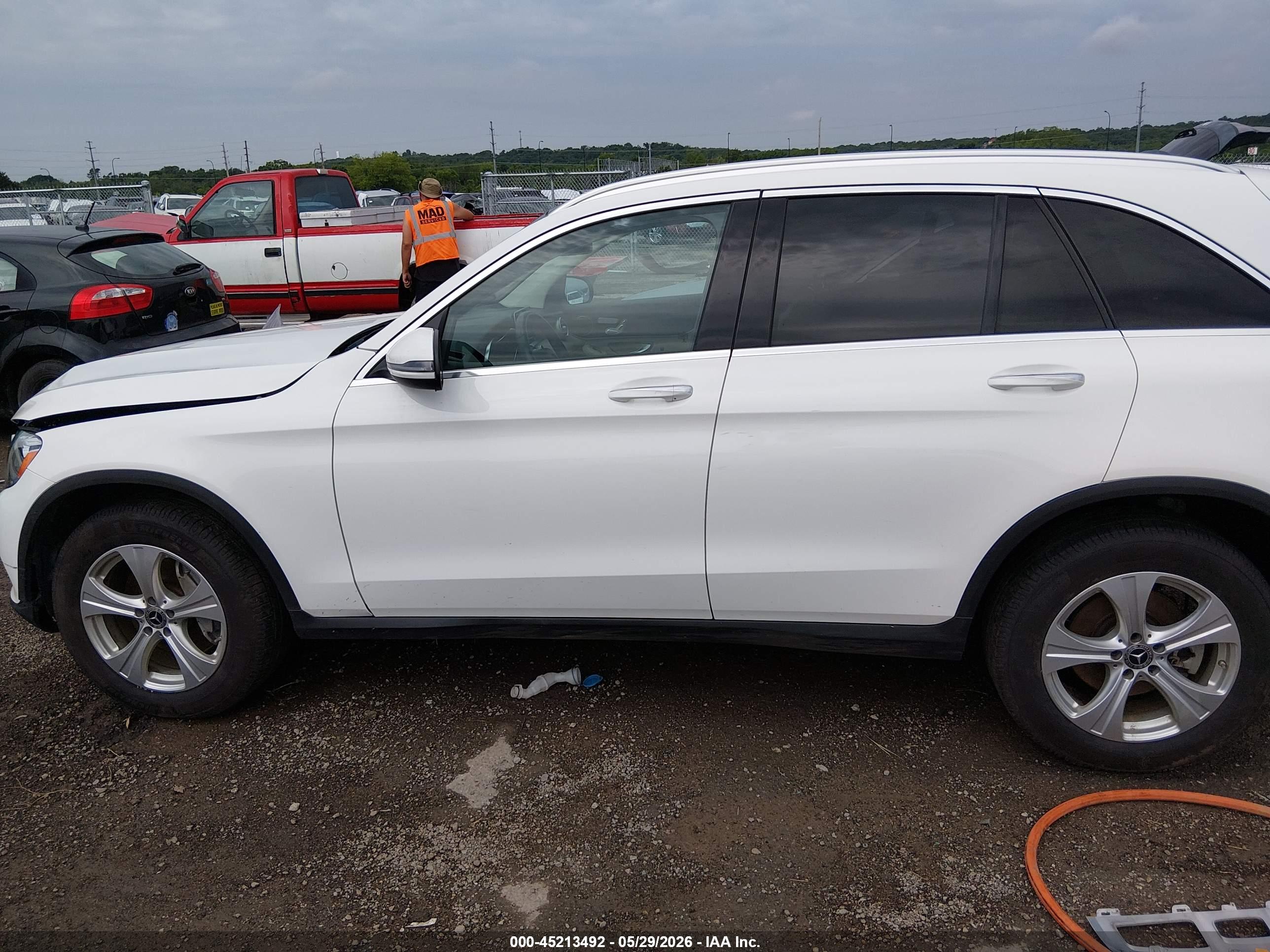 2018 MERCEDES-BENZ GLC 300 4MATIC