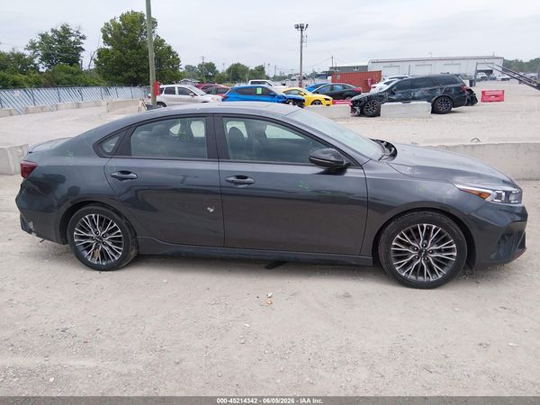 2024 KIA FORTE GT-LINE