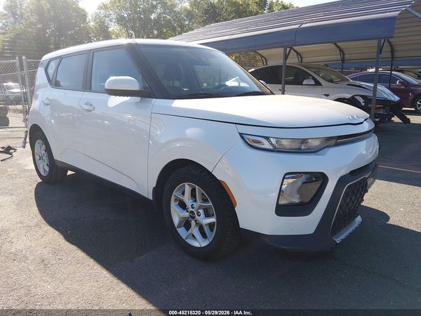 2022 KIA SOUL LX