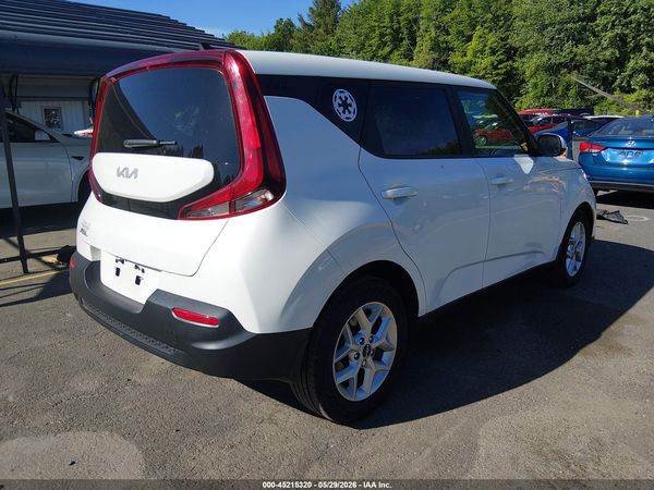 2022 KIA SOUL LX